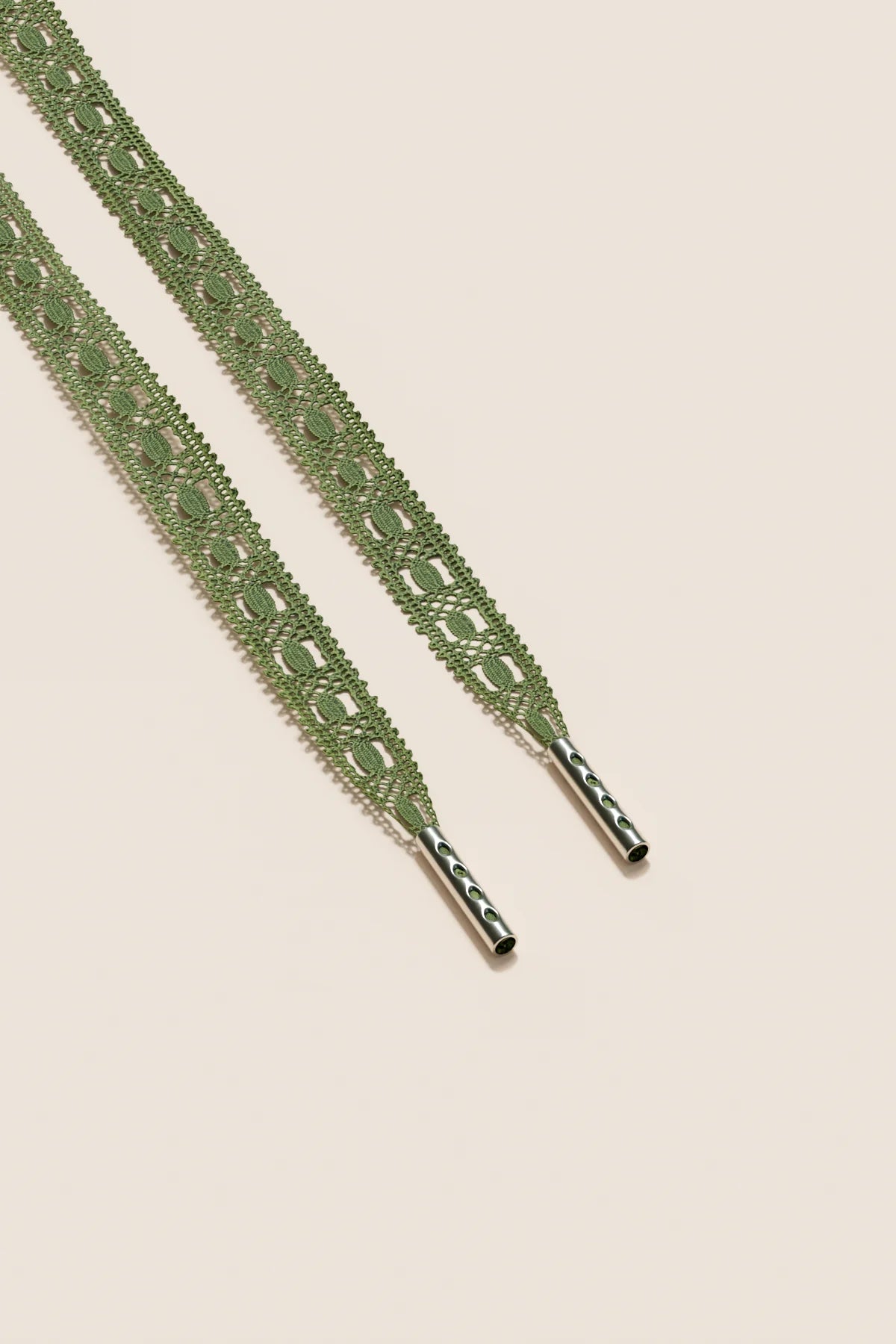 Senkels Olive Green Crochet Shoelaces with Nickel Aglets