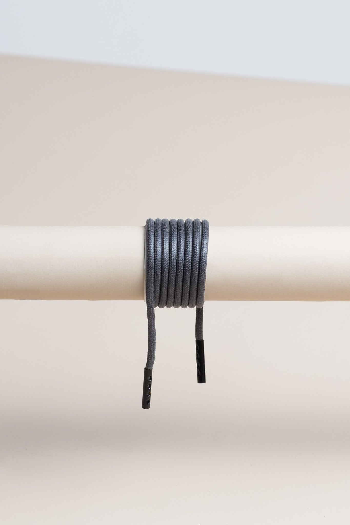 Charcoal Grey - Round Waxed Shoelaces | Senkels