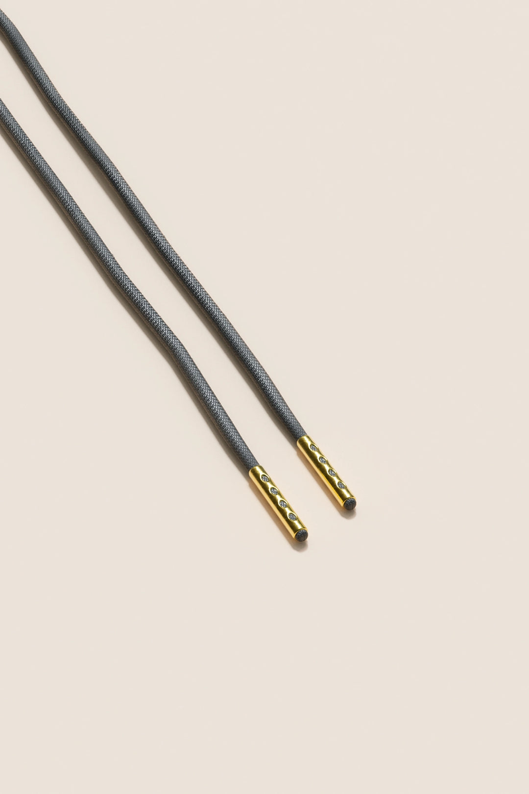 Senkels Charcoal 2.5mm Round Waxed Shoelaces with Gold Aglets
