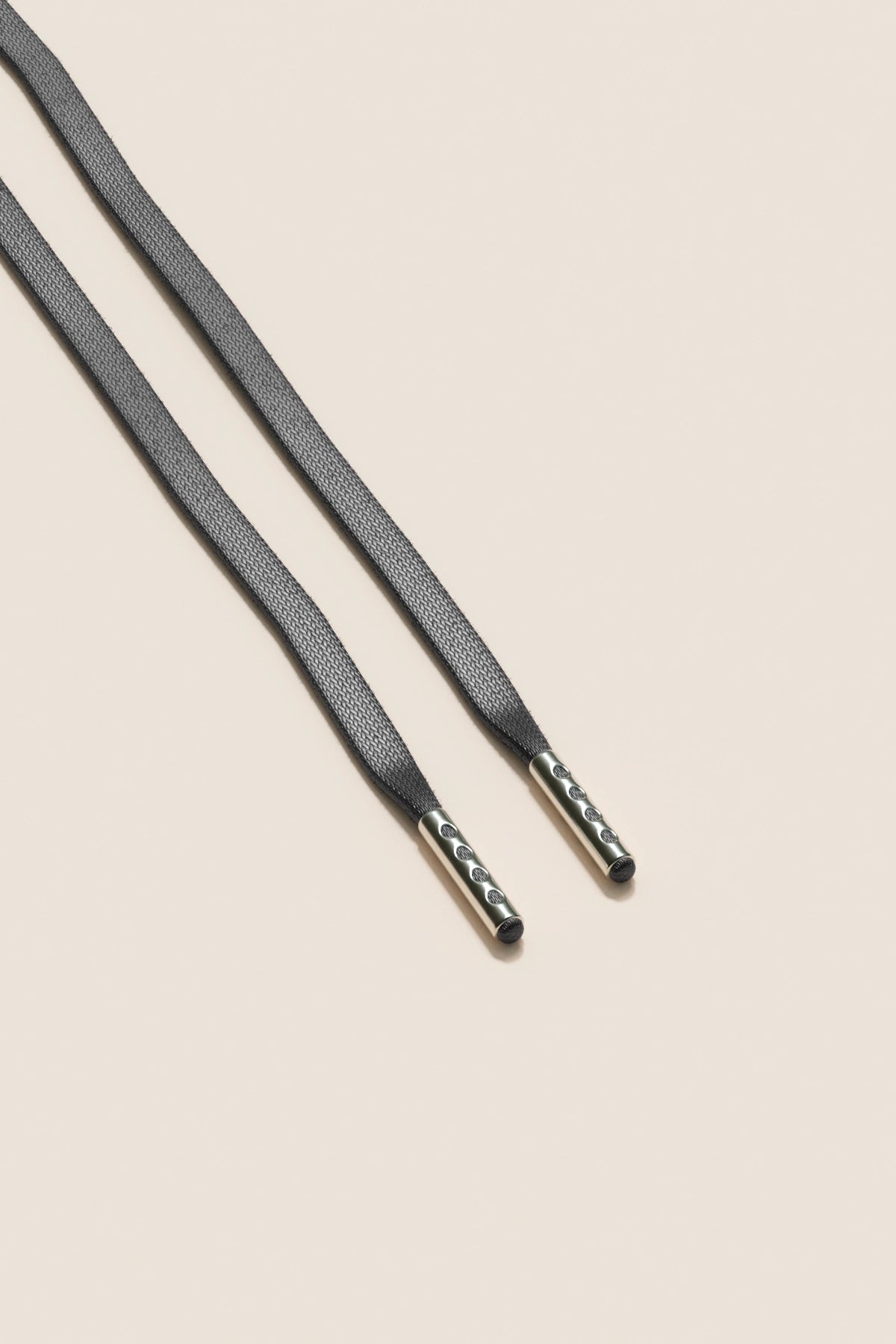 Senkels Charcoal 3mm Flat Waxed Shoelaces with Nickel Aglets