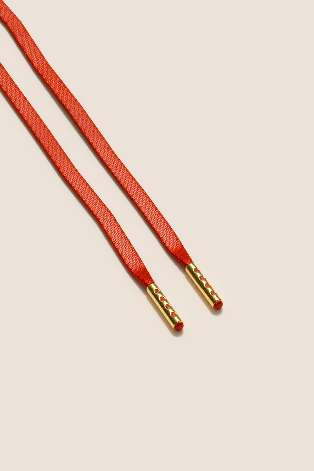 Senkels Pomegranate 3mm Flat Waxed Shoelaces with Gold Aglets