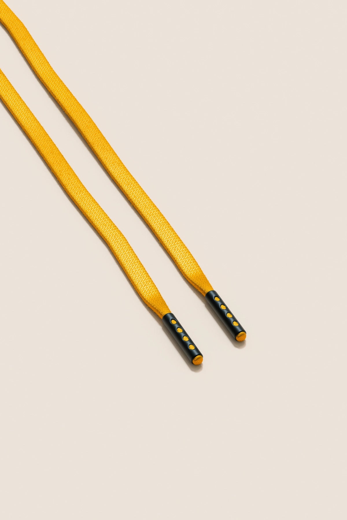 Senkels Yellow 3mm Flat Waxed Shoelaces with Black Matte Aglets