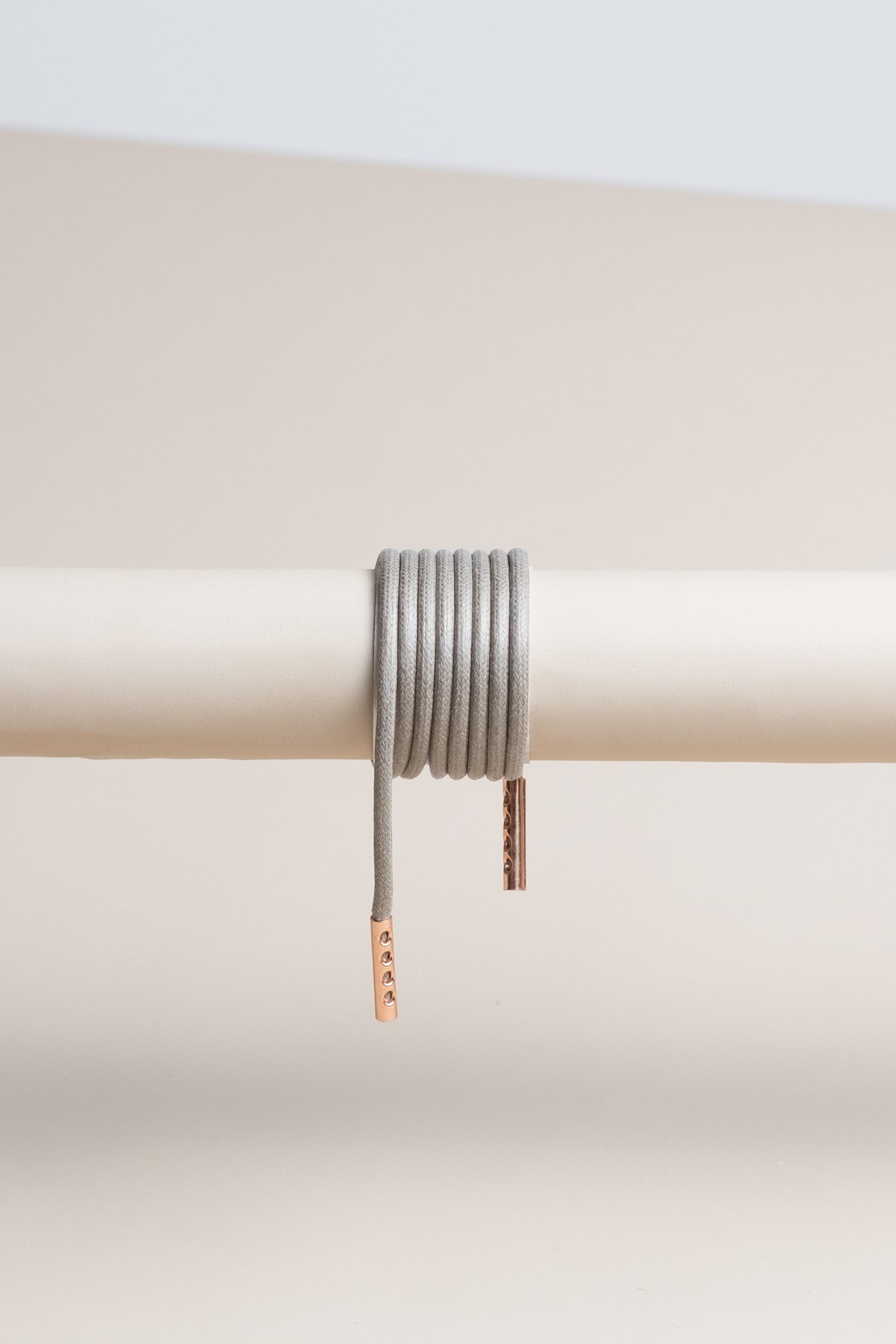 Graphite Grey - Round Waxed Shoelaces | Senkels