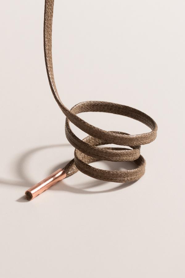 Light Brown - Flat Waxed Shoelaces | Senkels