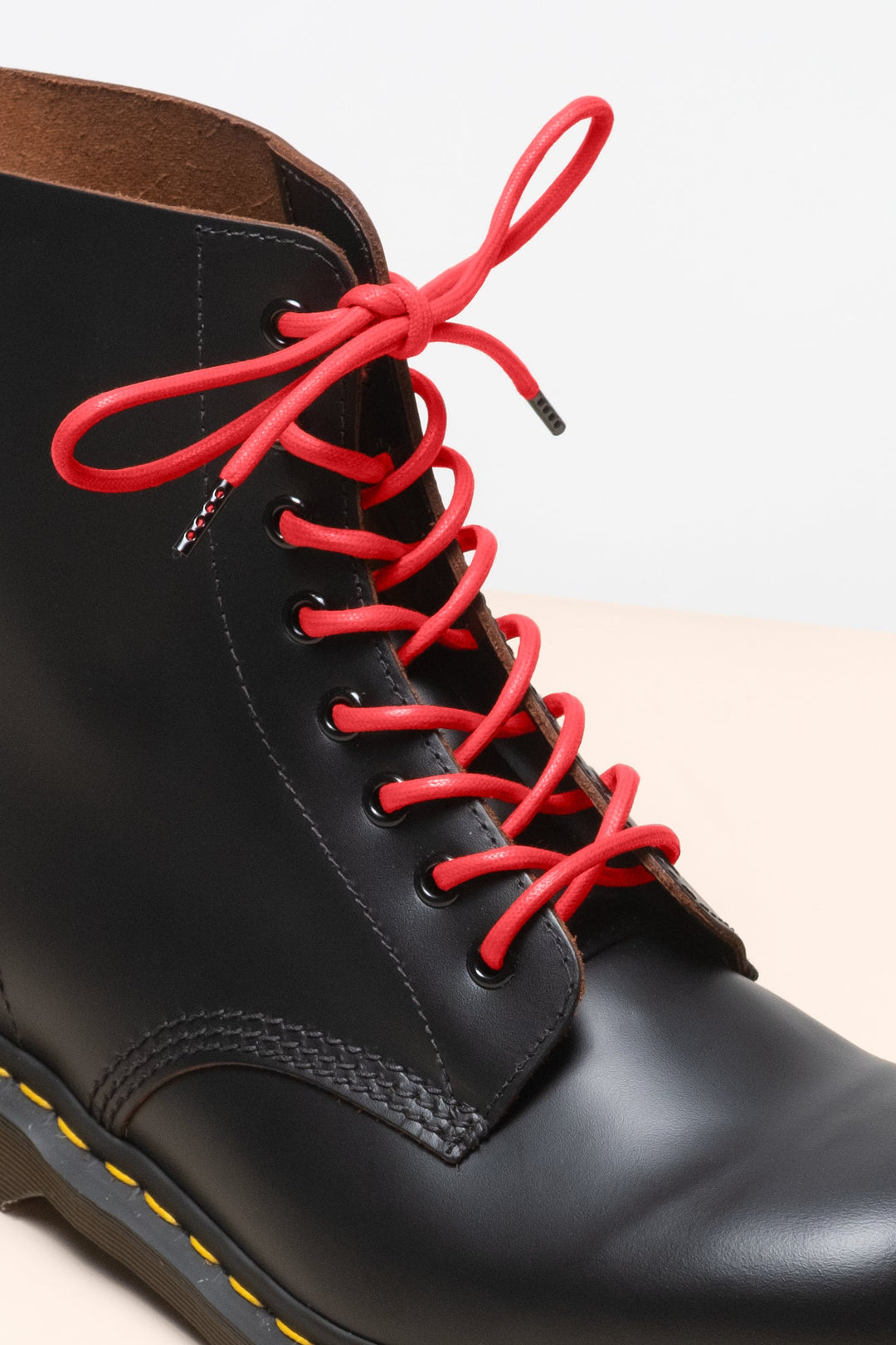 Testarossa - 4mm round waxed shoelaces for boots and shoes made from 100% organic cotton - Senkels